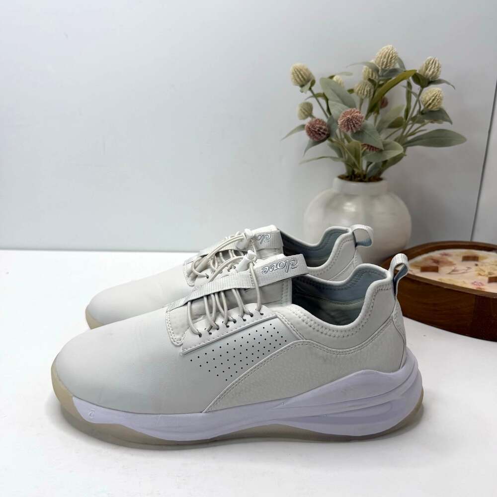 Clove Classic Nursing Sneaker Brilliant White Women W9.5/M8 Men Tried On